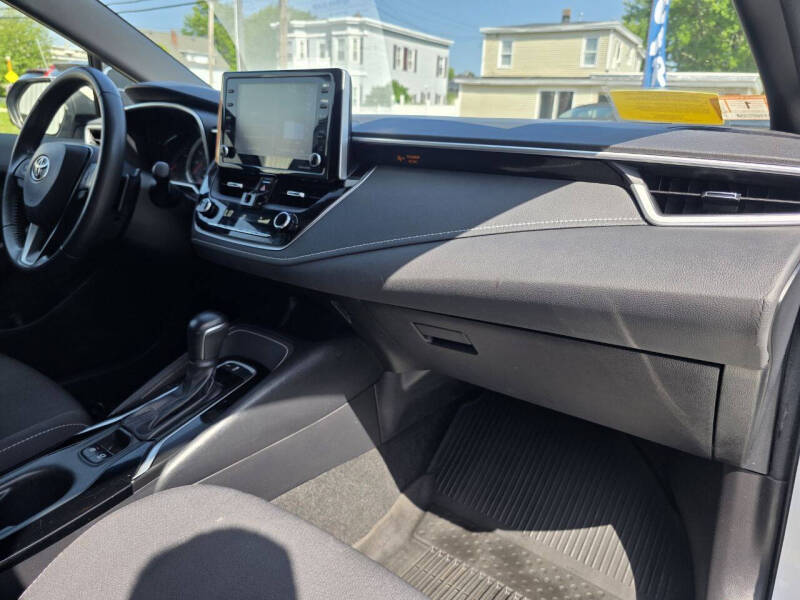 2022 Toyota Corolla Hatchback SE