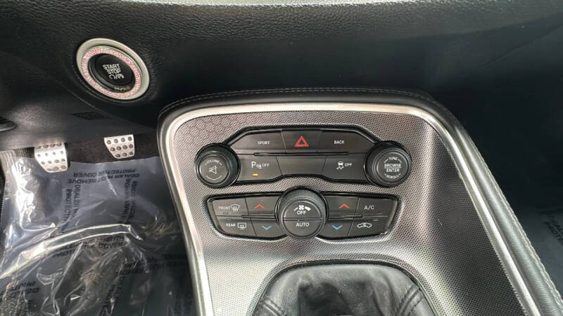 2015 Dodge Challenger