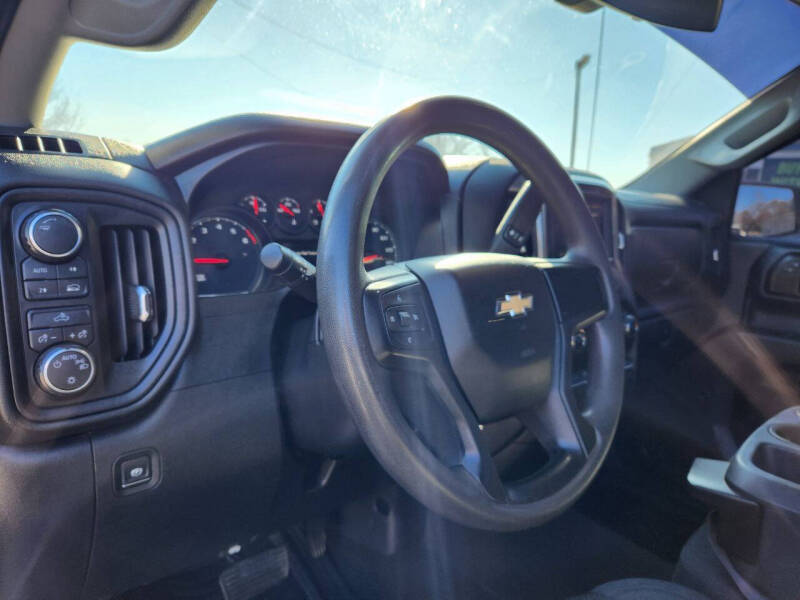 2020 Chevrolet Silverado 1500 Custom