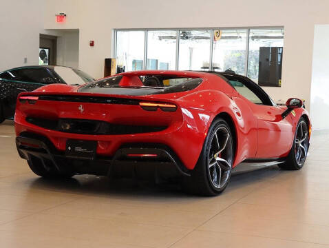 2024 Ferrari 296 GTS