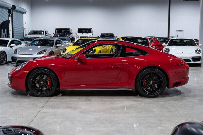 2019 Porsche 911 Carrera 4S