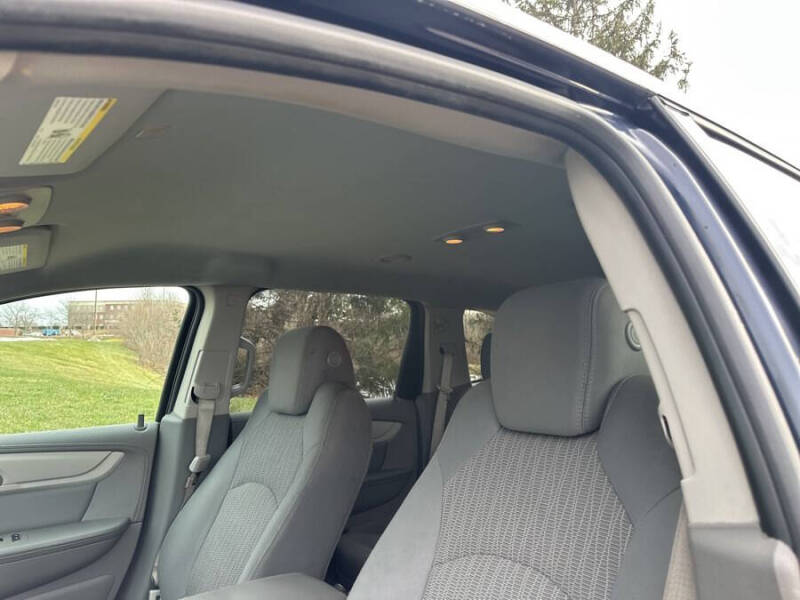 2016 Chevrolet Traverse LS