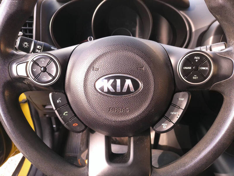 2015 Kia Soul +