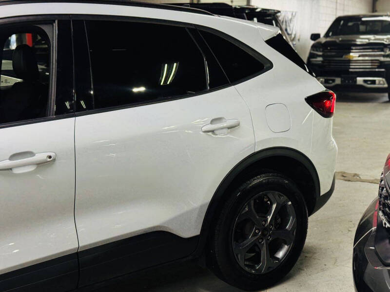2025 Ford Escape ST-Line Select