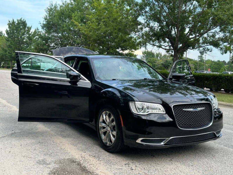 2018 Chrysler 300