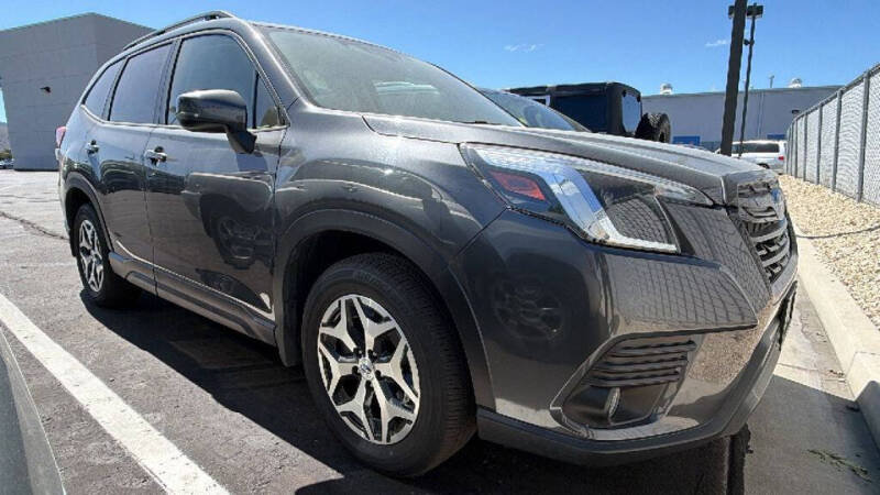 2023 Subaru Forester Premium