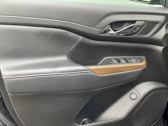 2023 GMC Acadia SLE