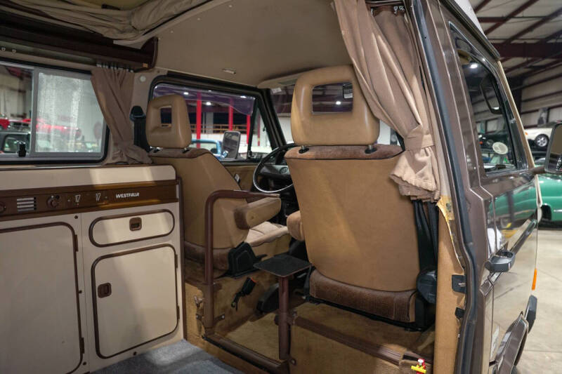 1985 Volkswagen Vanagon Camper