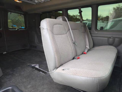 2017 Chevrolet Express LT 2500