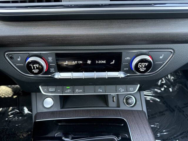 2024 Audi Q5 e quattro S line Premium 55 TFSI