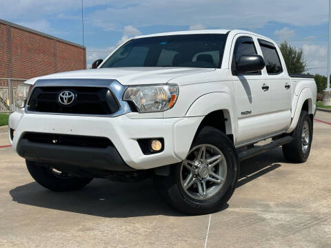 2014 Toyota Tacoma for sale at AUTO DIRECT in Houston TX