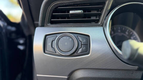 2019 Ford Mustang EcoBoost