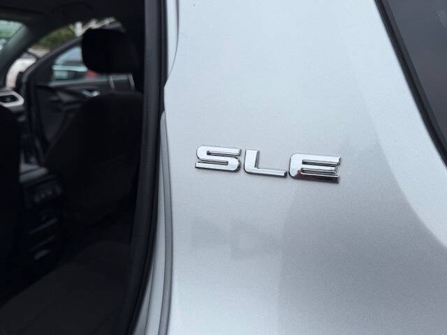 2017 GMC Acadia SLE-2
