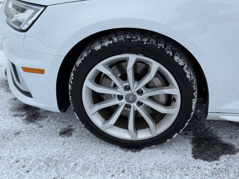 2019 Audi A4 quattro Premium Plus 45 TFSI