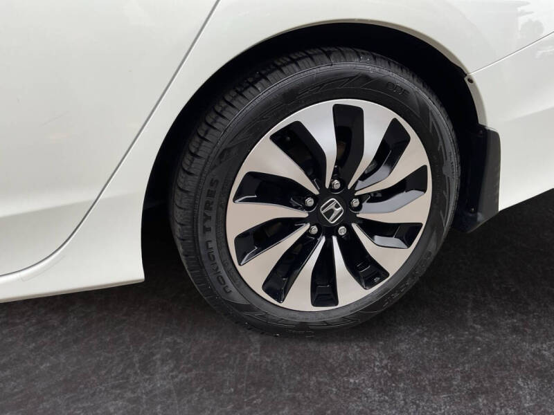 2017 Honda Accord Hybrid EX-L