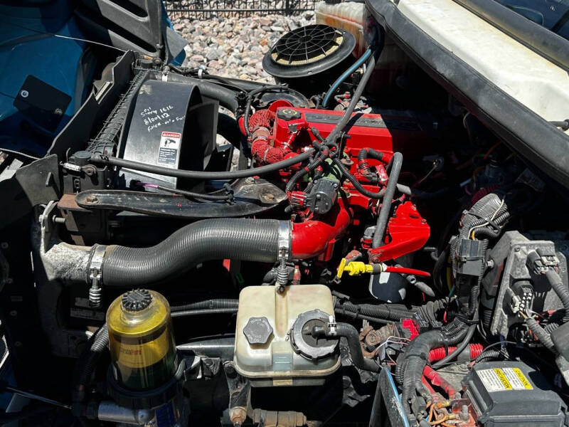 2012 Freightliner M2 106