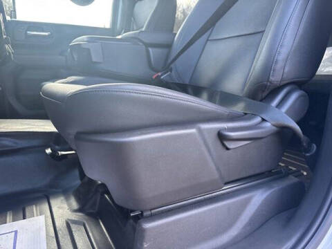 2026 Chevrolet Silverado 3500HD CC Work Truck