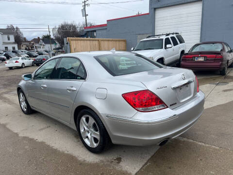2005 Acura RL SH-AWD