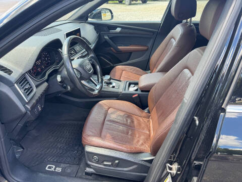 2018 Audi Q5 2.0T quattro Premium Plus