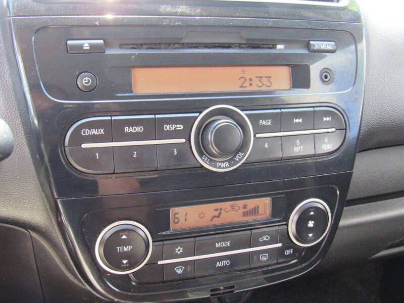 2014 Mitsubishi Mirage DE