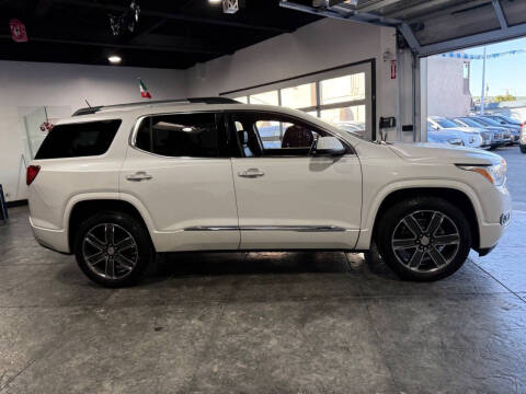 2018 GMC Acadia Denali