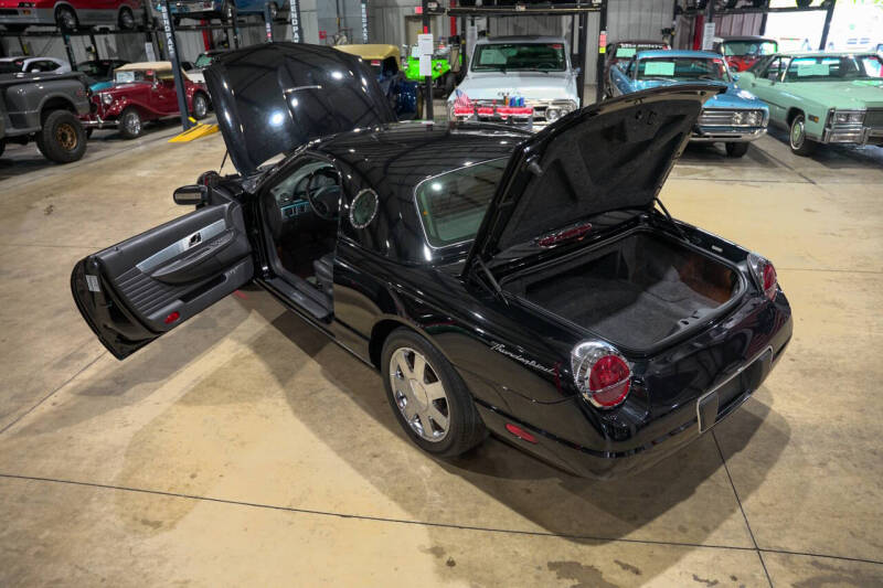 2002 Ford Thunderbird Deluxe