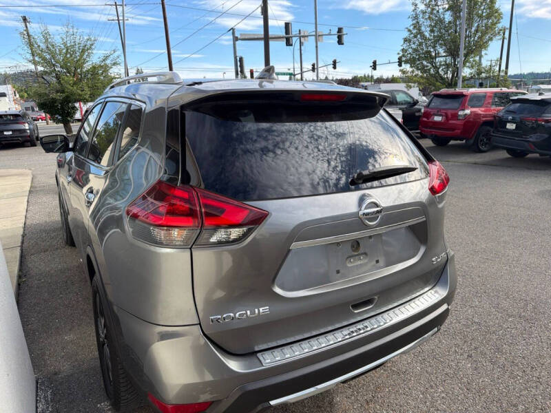 2018 Nissan Rogue SL