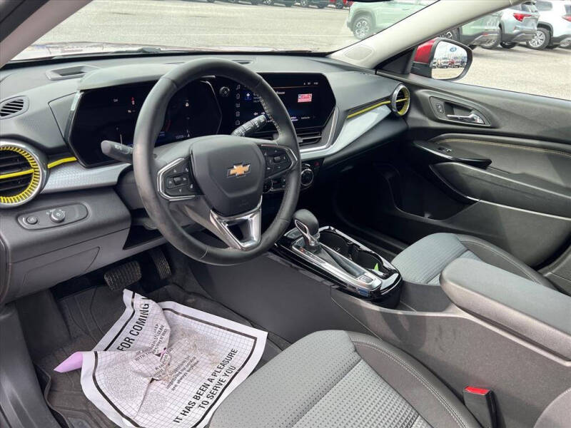 2024 Chevrolet Trax LT