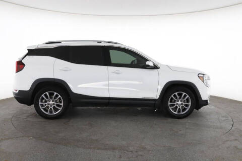 2022 GMC Terrain SLT