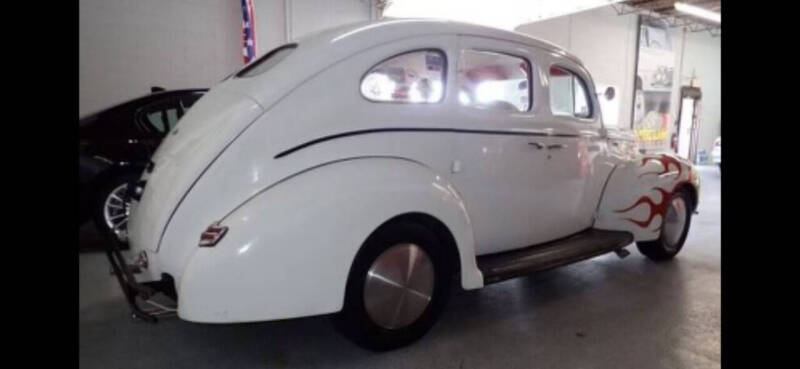 1940 Ford Deluxe