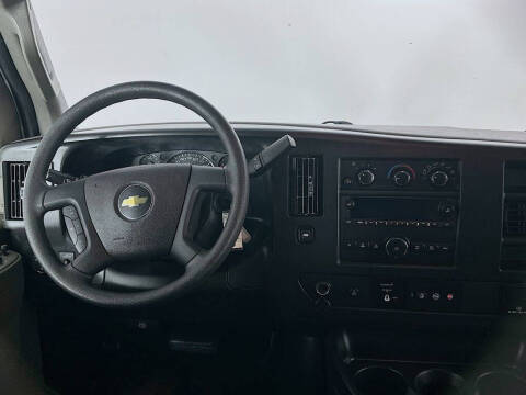 2024 Chevrolet Express 2500