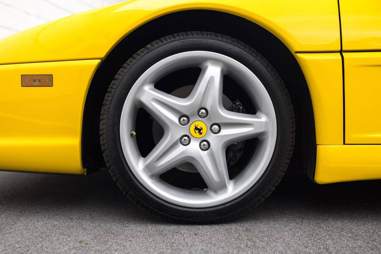 1995 Ferrari F355 74