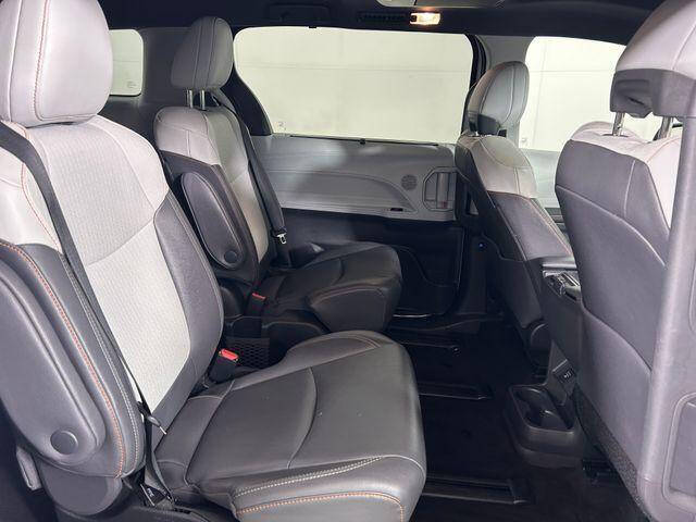 2022 Toyota Sienna XSE 7-Passenger