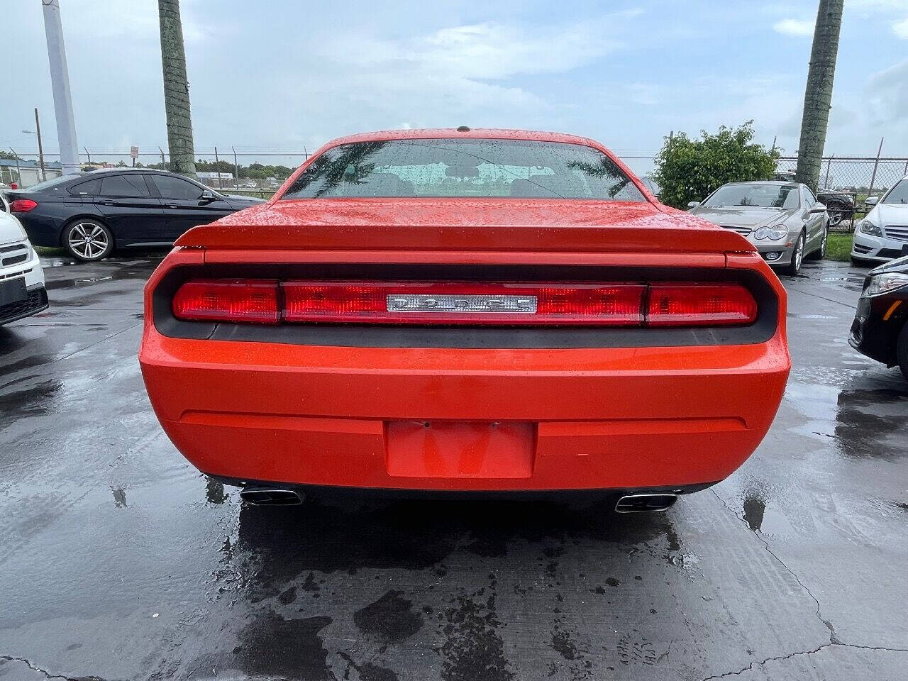 2010 DODGE Challenger Coupe - $16,900