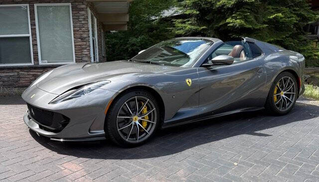 2022 Ferrari 812 GTS