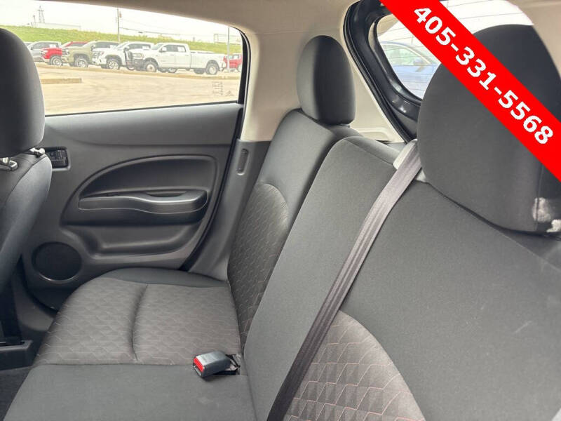 2024 Mitsubishi Mirage ES