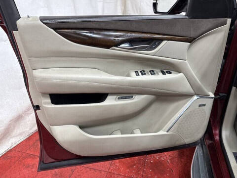 2016 Cadillac Escalade ESV Luxury Collection