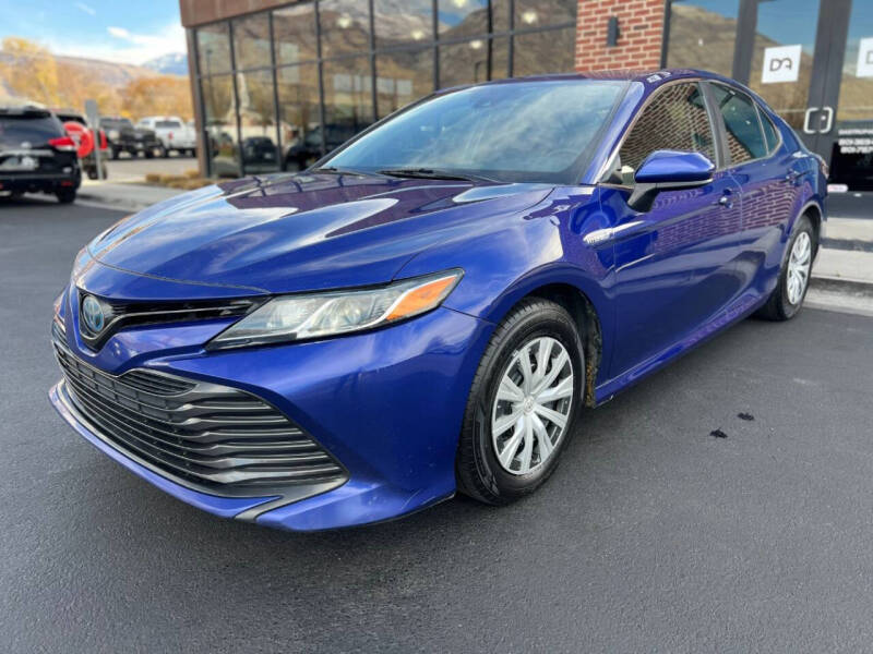 2018 Toyota Camry Hybrid LE