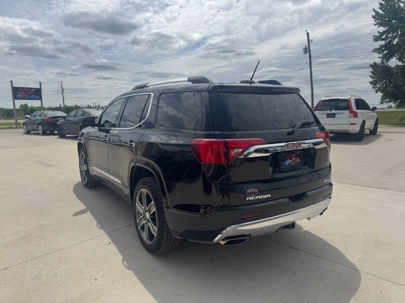2019 GMC Acadia Denali