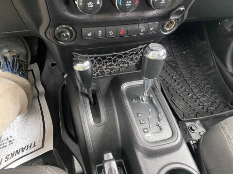 2016 Jeep Wrangler Unlimited Sahara 75th Anniversary