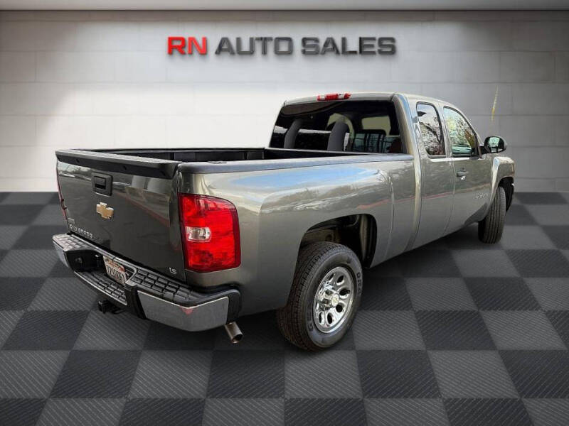 2011 Chevrolet Silverado 1500 LS