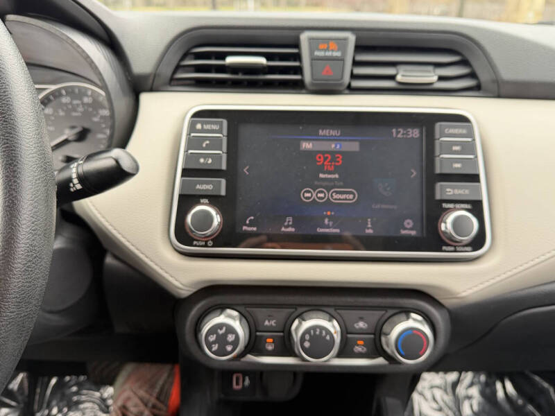 2021 Nissan Versa SV