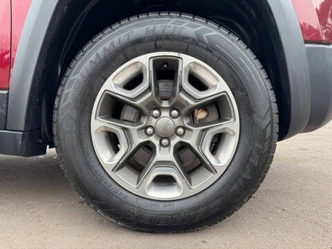 2019 Jeep Cherokee Trailhawk