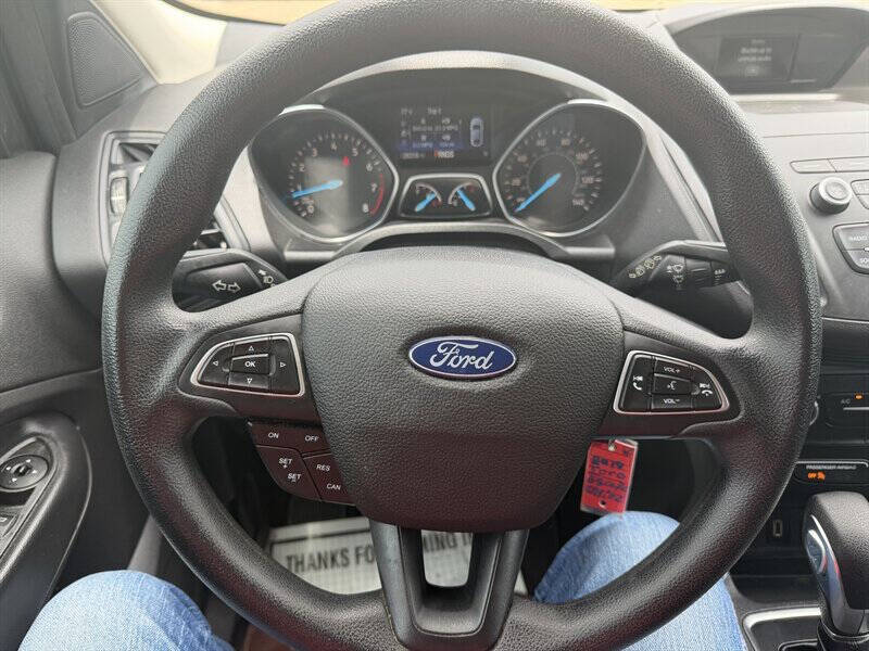 2019 Ford Escape S