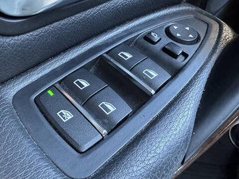 2016 BMW 3 Series 328i