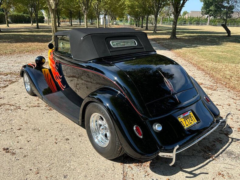 1934 Ford Cabriolet