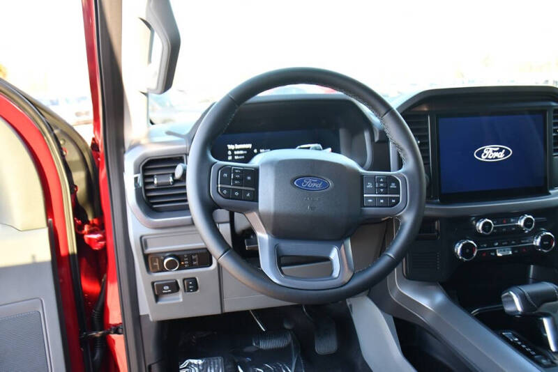 2025 Ford F-150 Lightning XLT