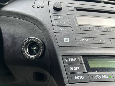 2011 Toyota Prius Three