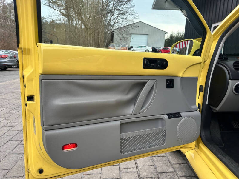 2005 Volkswagen New Beetle GL