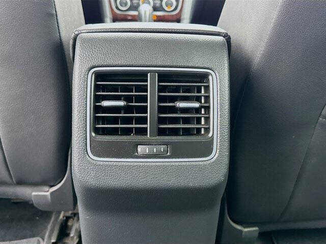 2013 Volkswagen Passat TDI SEL Premium